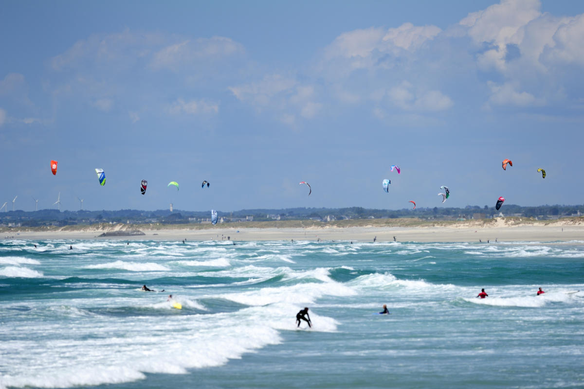 Kite-surfing-in-la-Torche