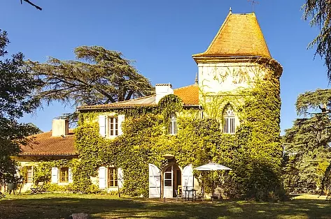 Rent a castle in southwest france
